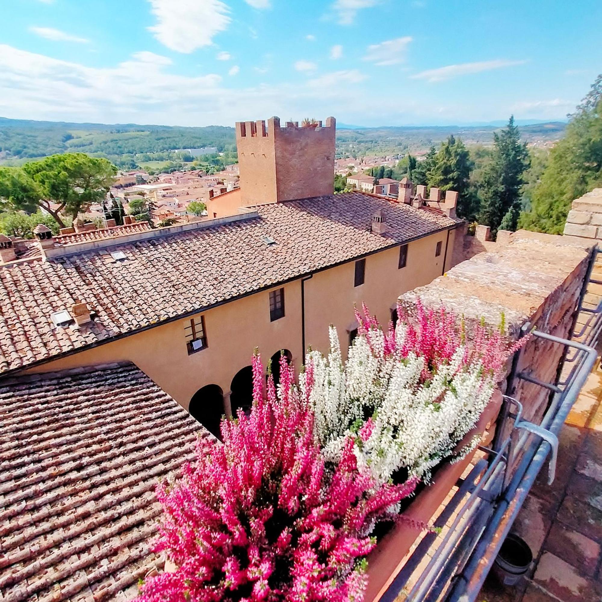 Palazzo Stiozzi Ridolfi Apartamento Certaldo Exterior foto